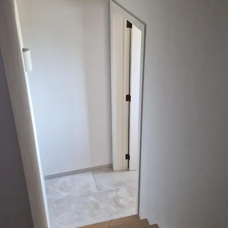 Feriehus Maison De La Colline *