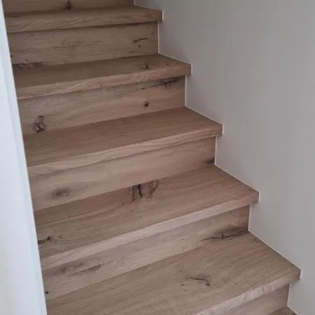 Feriehus Maison De La Colline