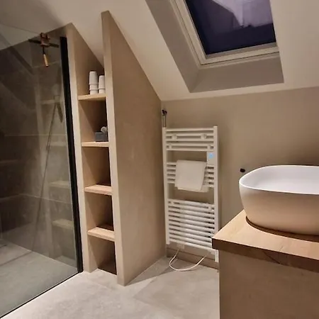 Maison De La Colline * Somme-Leuze