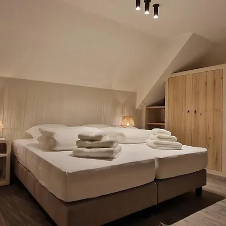 Maison De La Colline Feriehus