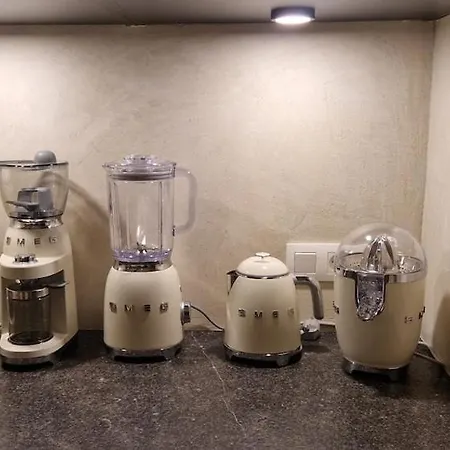 Maison De La Colline