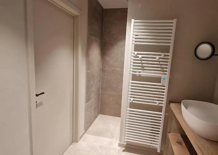 Maison De La Colline Vakantiehuis *