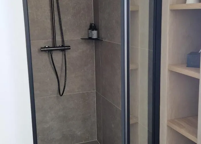 Maison De La Colline Holiday home Somme-Leuze