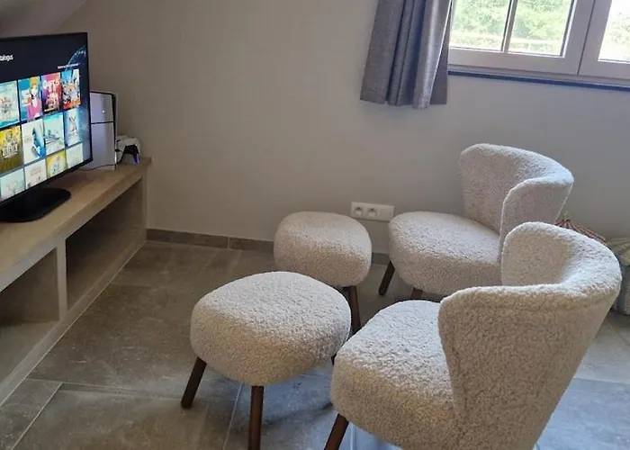 Holiday home Maison De La Colline Somme-Leuze