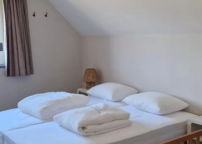 Holiday home Maison De La Colline Somme-Leuze