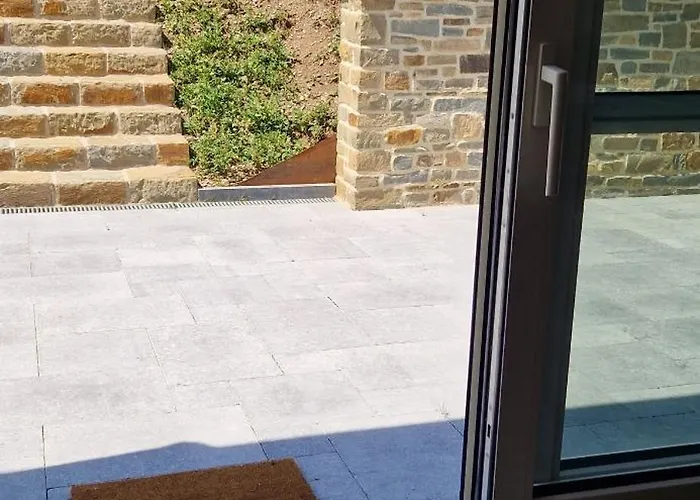 Maison De La Colline Holiday home Somme-Leuze