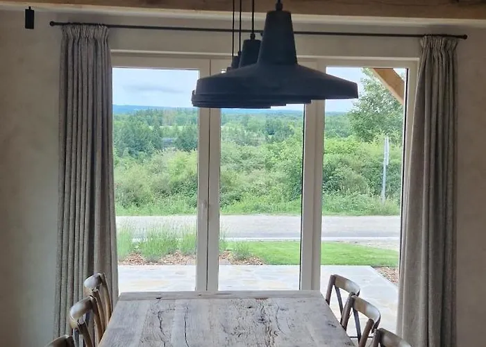 Maison De La Colline Holiday home Somme-Leuze