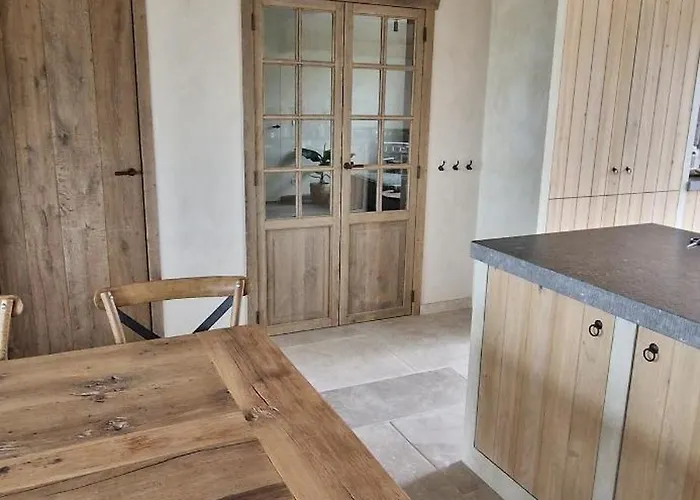 Holiday home Maison De La Colline Somme-Leuze